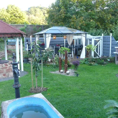 Bei Anne 아파트 사르부르크